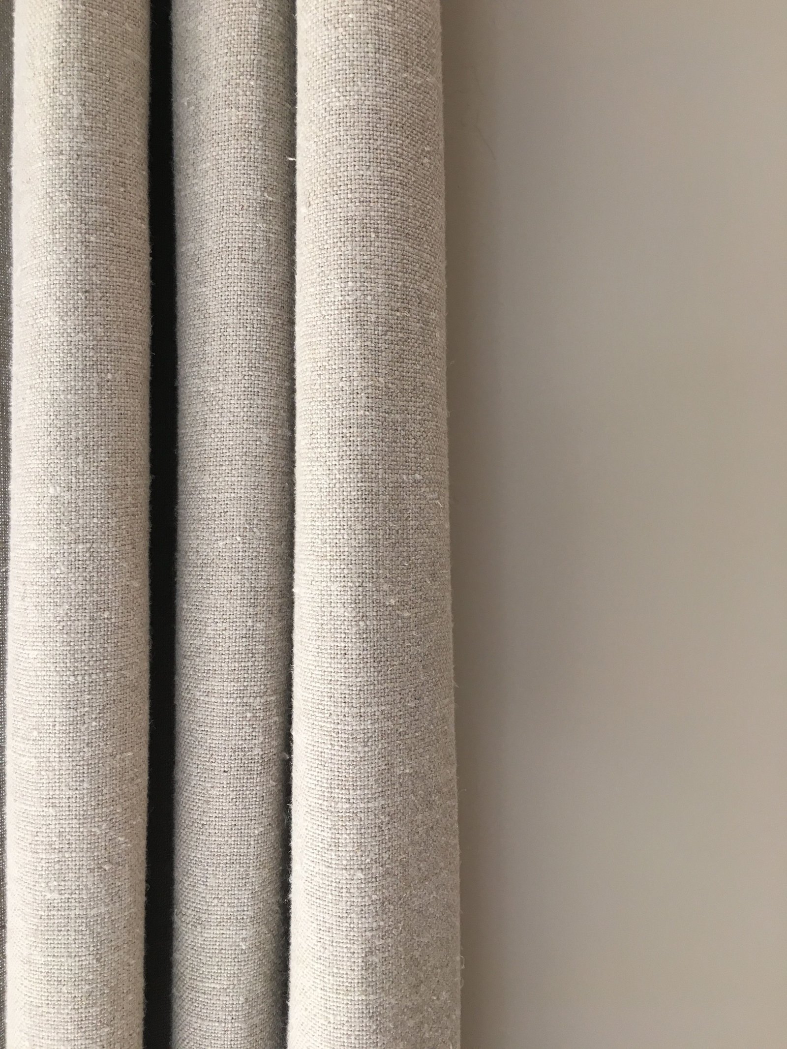 اكتشف افضل انواع ومميزات ستائر قماش لينن